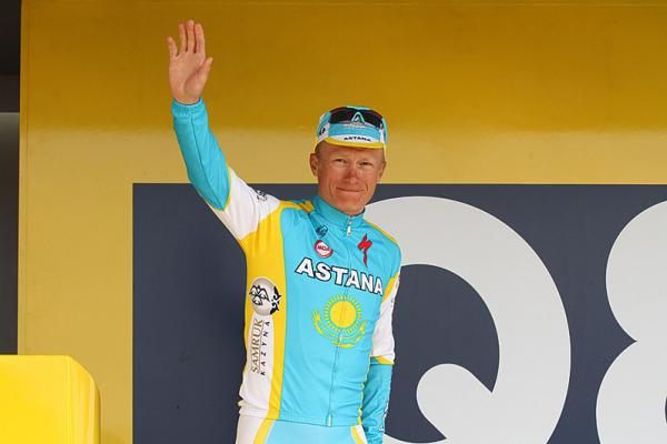 There was plenty of attention on Vinokourov at the start.