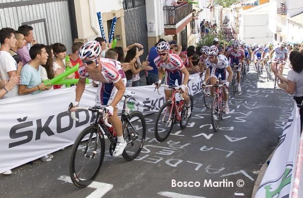 Katusha leads the way through Valdepe&ntilde;as de Ja&eacute;n