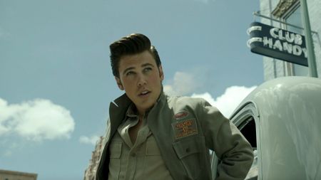 Austin Butler in Elvis
