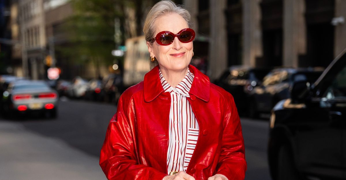 *Not* Black—This is the Spring Shoe Colour Trend Chic Women Over 50 Are Wearing With Trousers Right Now