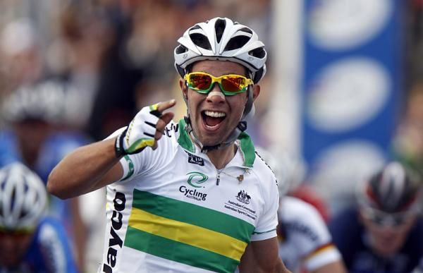 Celebration of the week went to U23 winner Michael Matthews and not just for his excited celebration on the bike. Later that night as celebrations continued Matthews busted out his best air guitar impression while on stage with a group called the Glitter Gang.