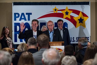Kansas Sen. Pat Roberts wins re-election against independent challenger