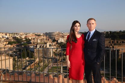 Daniel Craig and Monica Bellucci on set of 'Spectre'