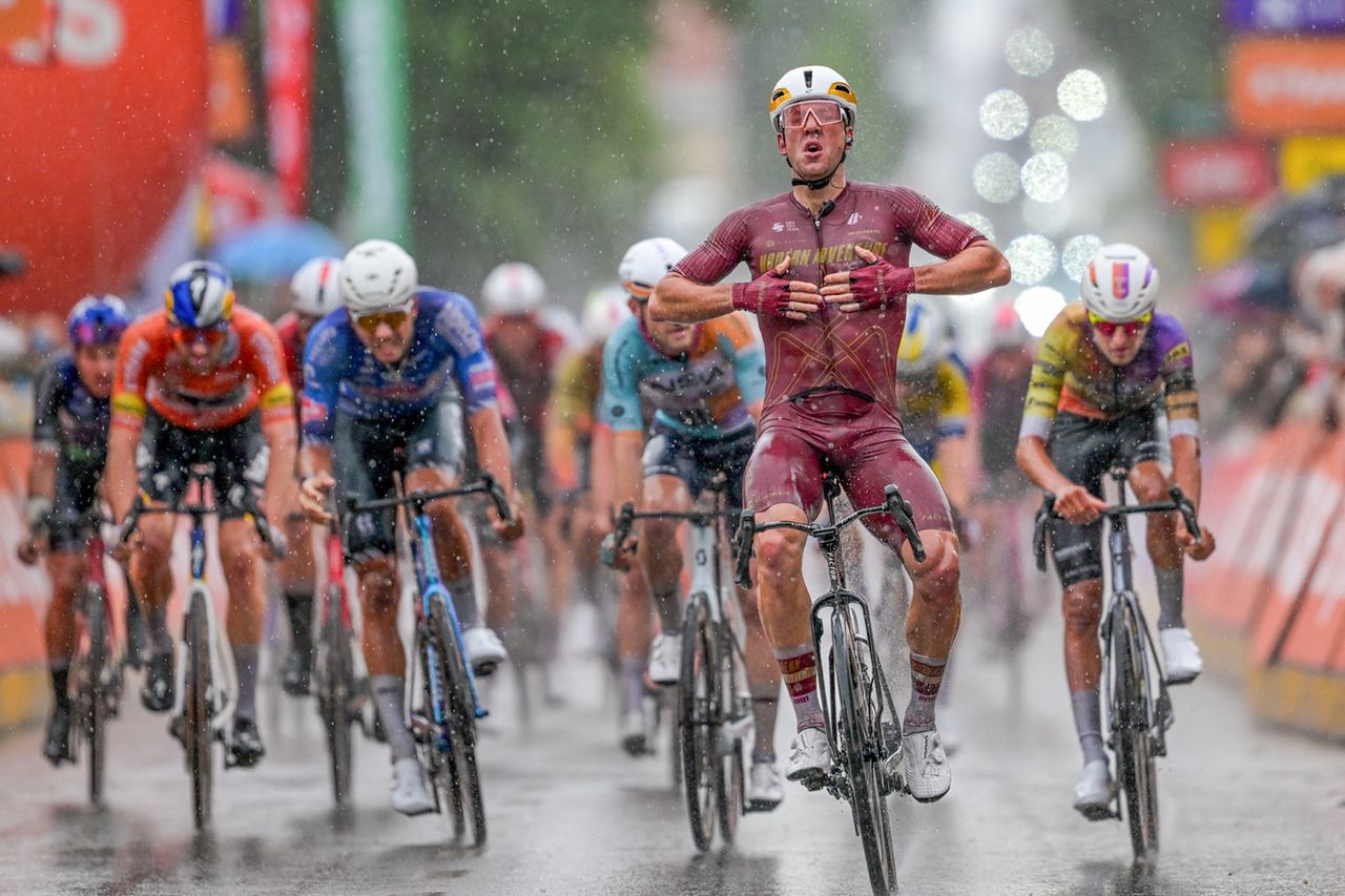 Tour de Wallonie: Ben Oliver scores Mode