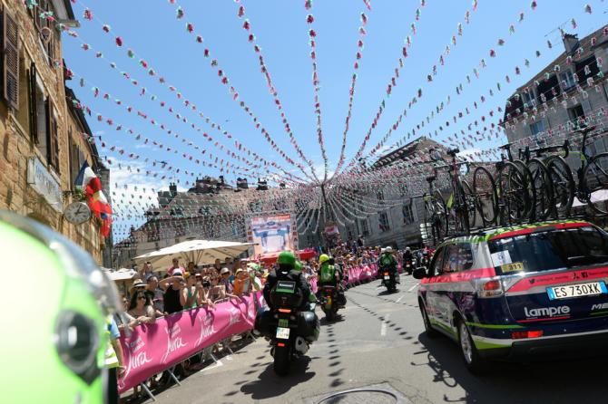 The town of Arbois honours the Tour