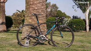 The Giant TCR Advanced SL 0 — lighter and torsionally stiffer for 2016