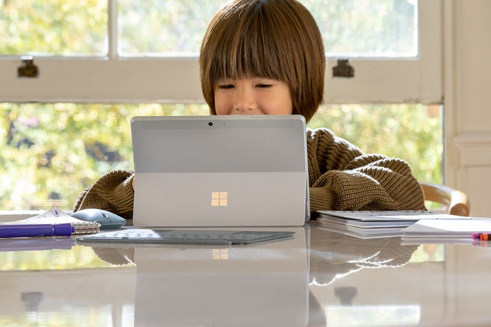 Surface Go 2, Surface Book 3