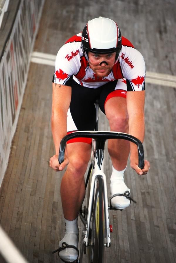 Travis Smith (Canada National Team) qualified fourth in the men's sprint.
