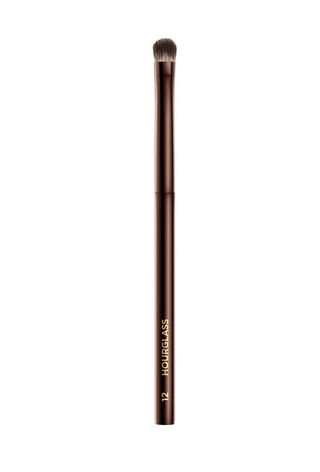 Hourglass Beveled Shadow Brush