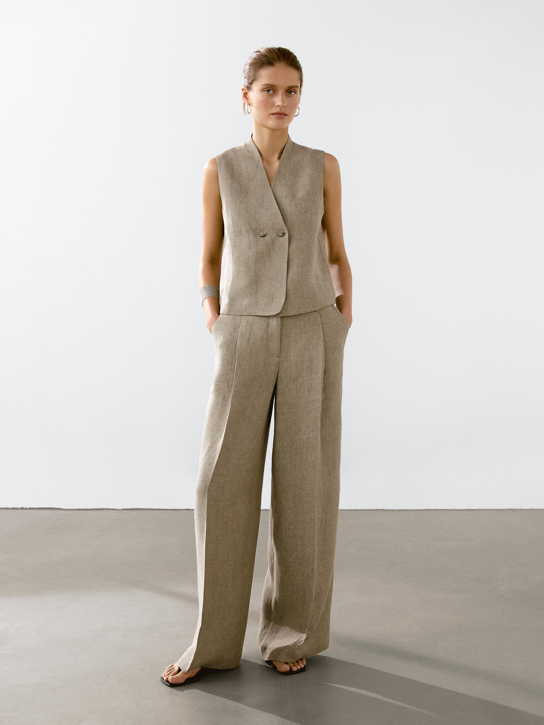 Linen Blend Darted Trousers