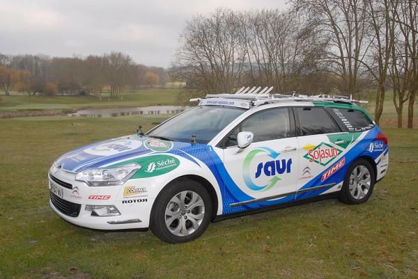 The Saur-Sojasun team car