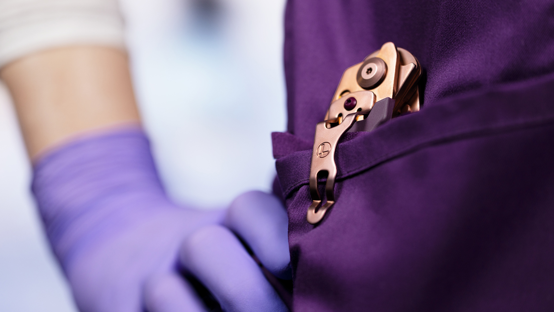 Leatherman Raptor Rescue