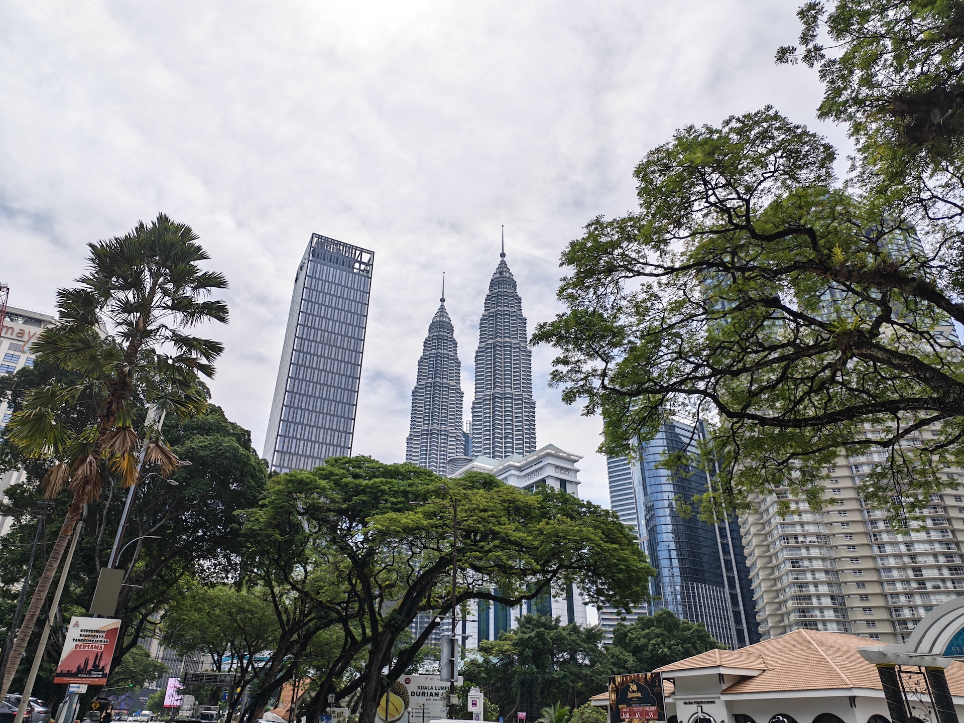 Zoom image taken in Kuala Lumpur on Honor 600 Pro