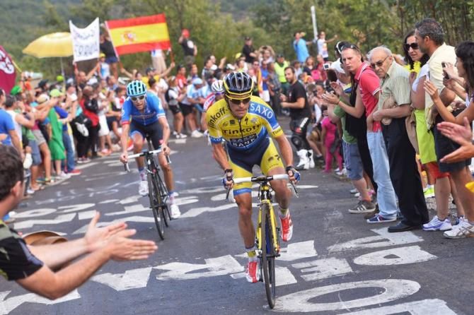 Oliver Zaugg (Tinkoff-Saxo) leads Ryder Hesjedal (Garmin-Sharp)