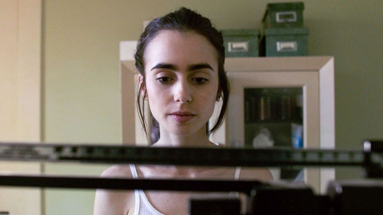 Face, Hair, Eyebrow, Skin, Head, Forehead, Nose, Chin, Beauty, Eye,