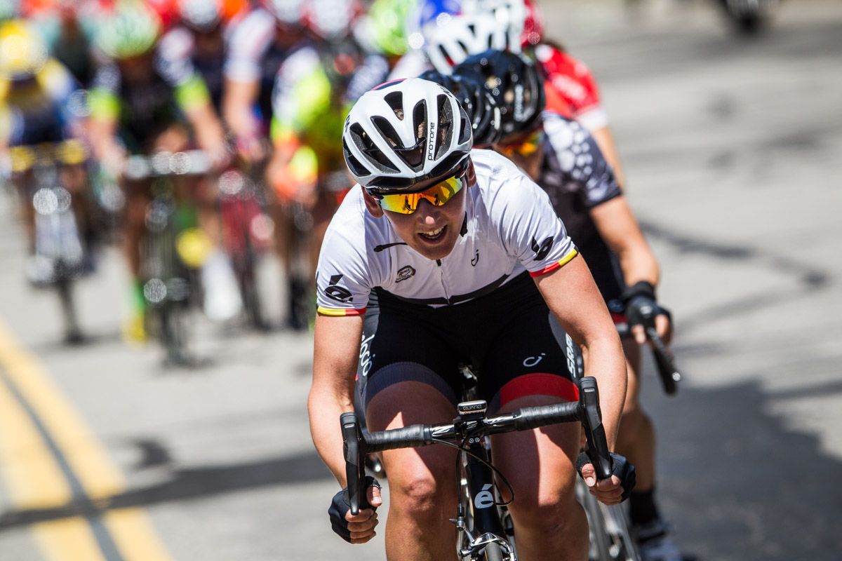 Lisa Brennauer (Velcro) leads into the final climb.