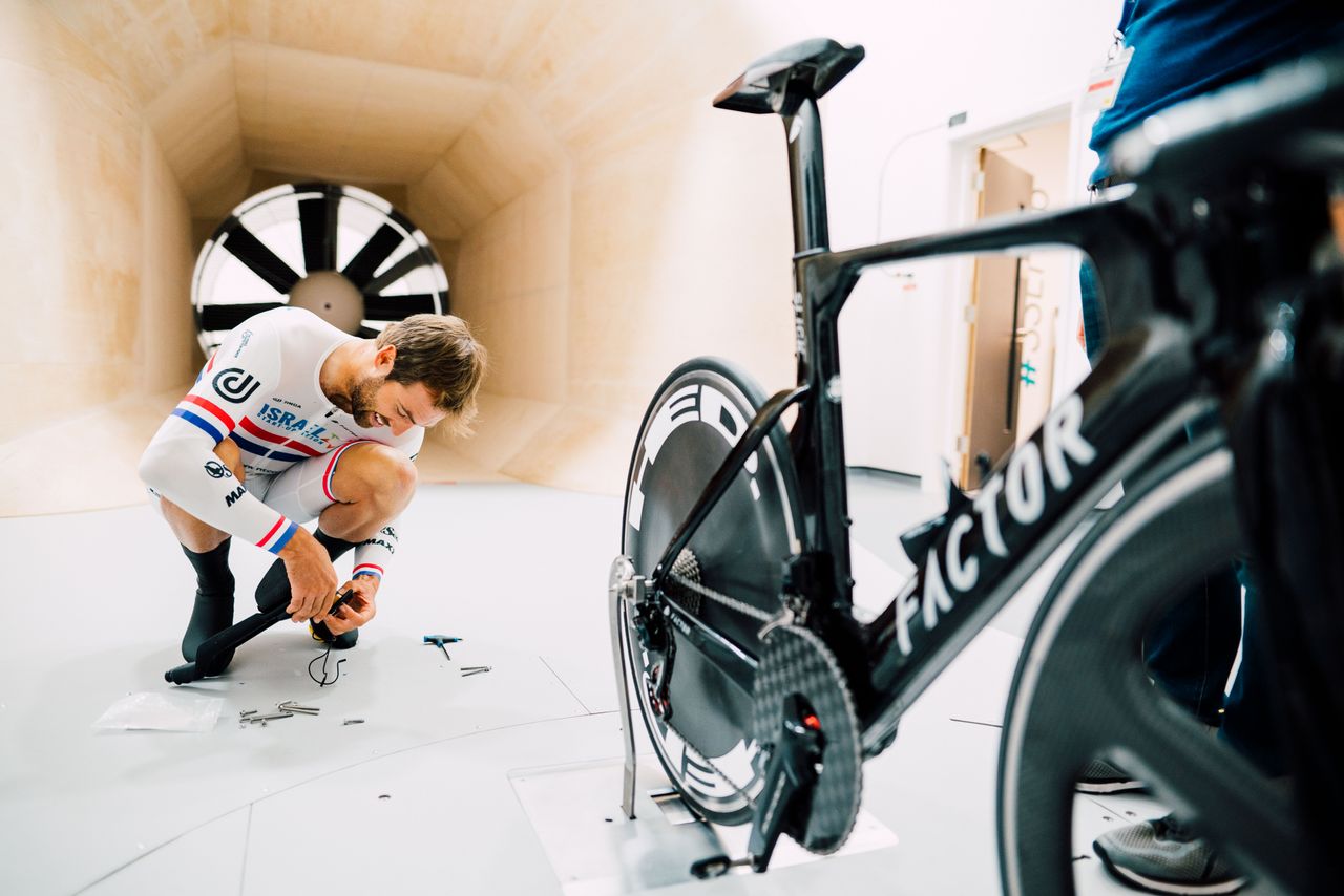 Alex Dowsett in the wind tunnel