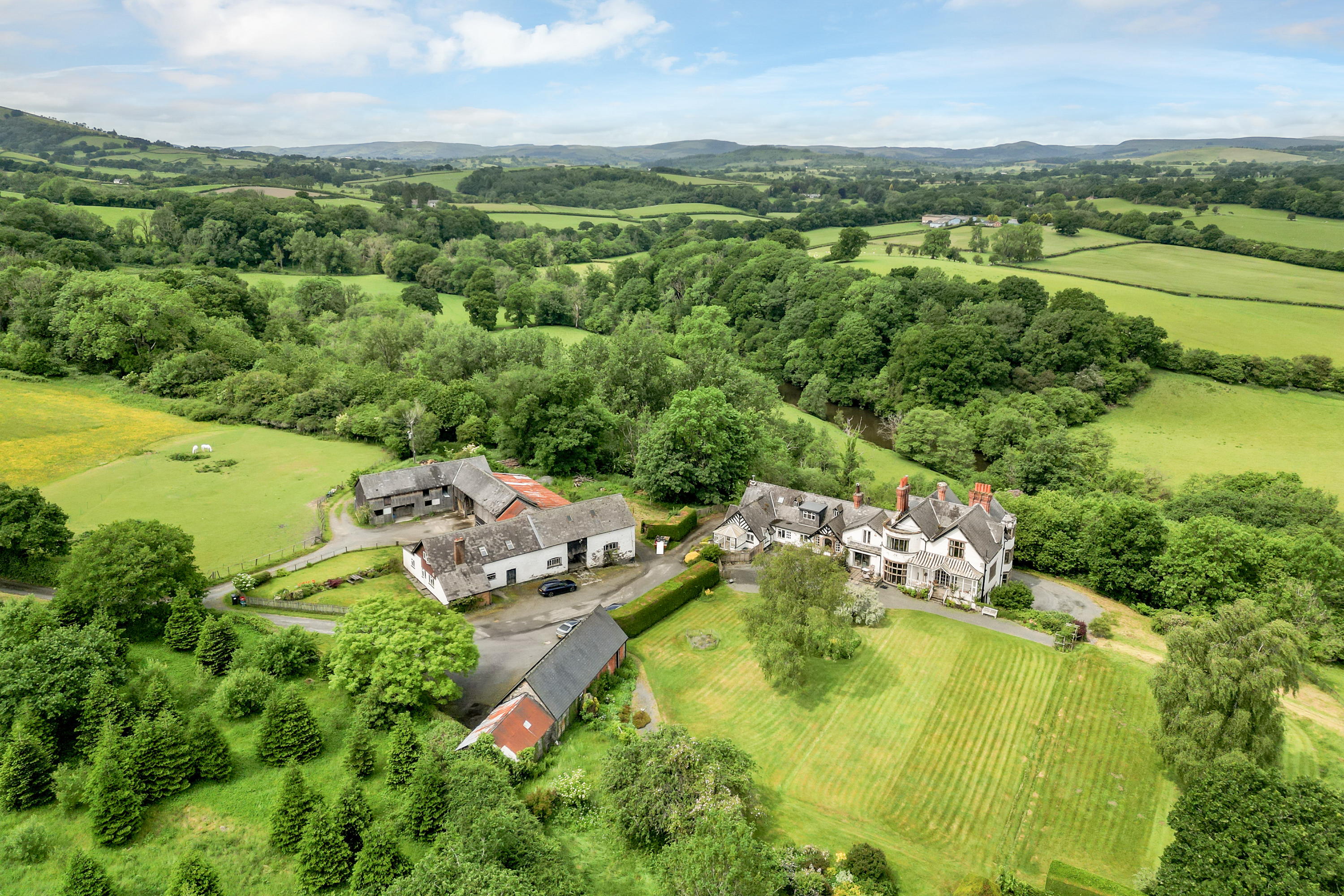The Cefnllysgwynne estate near Builth Wells - Property for Sale