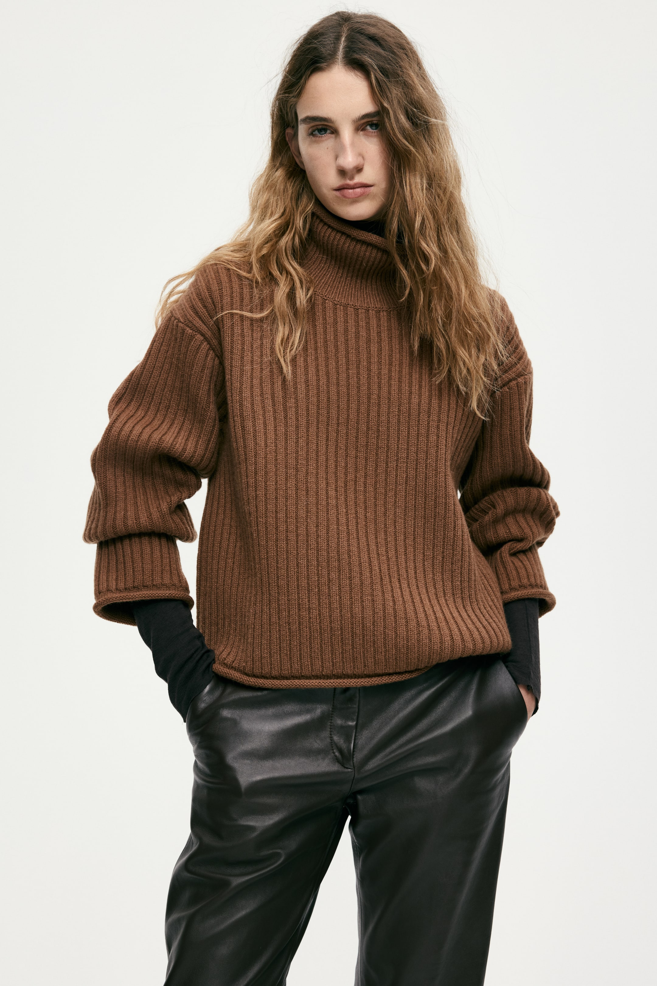 Rib-Knit Wool Jumper - Brown