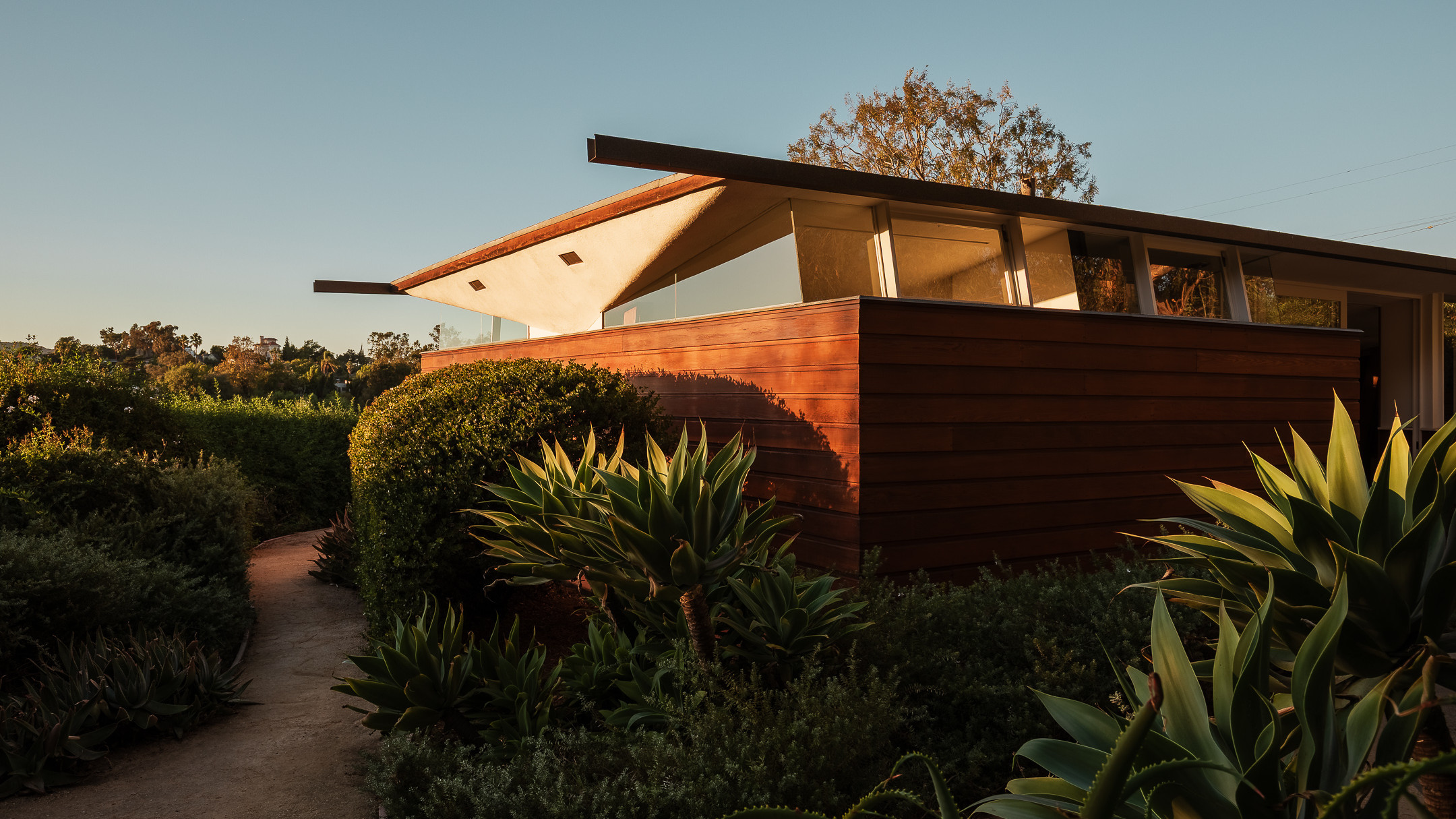 1430 Avon Terrace by John Lautner, 1948
