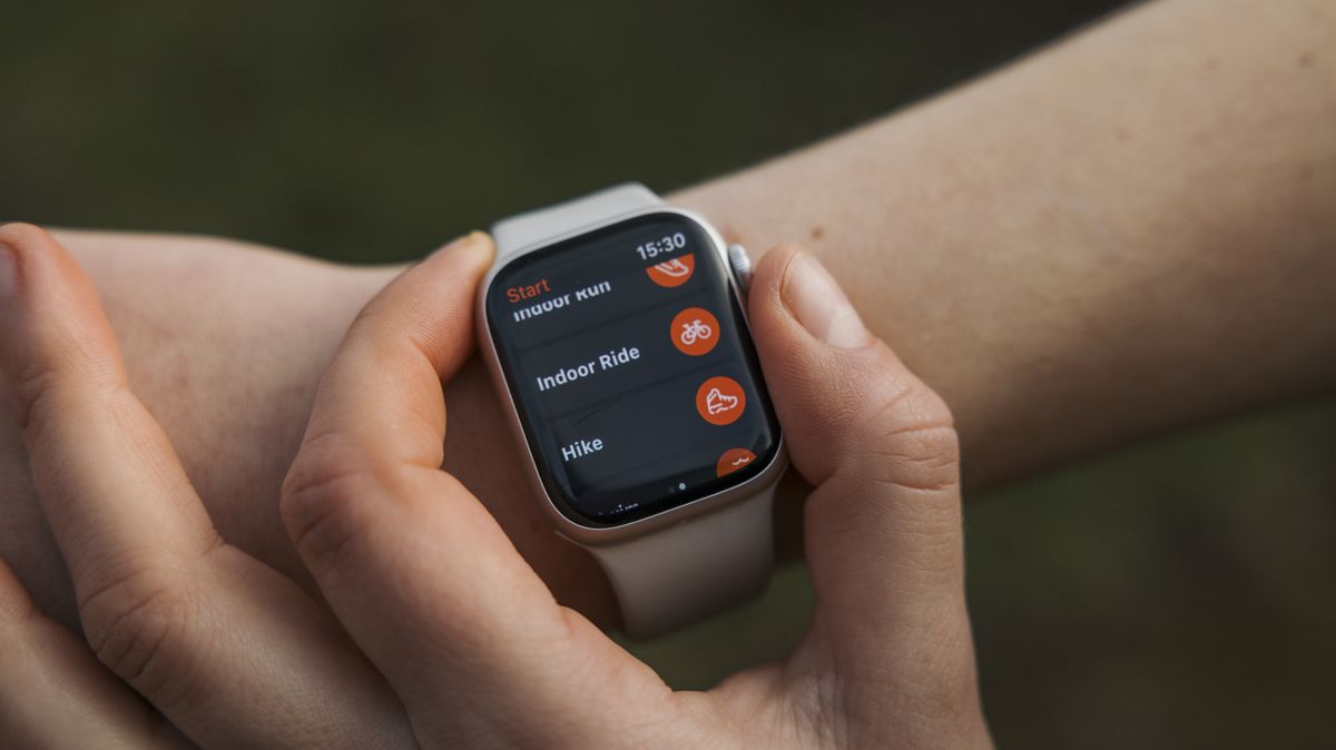 The Strava app open on an Apple Watch 8