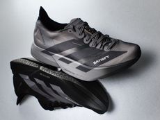 SATISFY_ADIDAS_PACKSHOT_VOLCANIC_ASH8