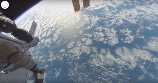 360 degree spacewalk screenshot
