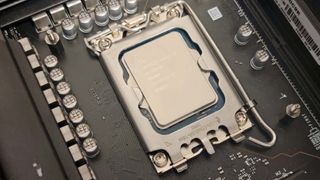 The New Mid-Range King?  i5 13400 Review 
