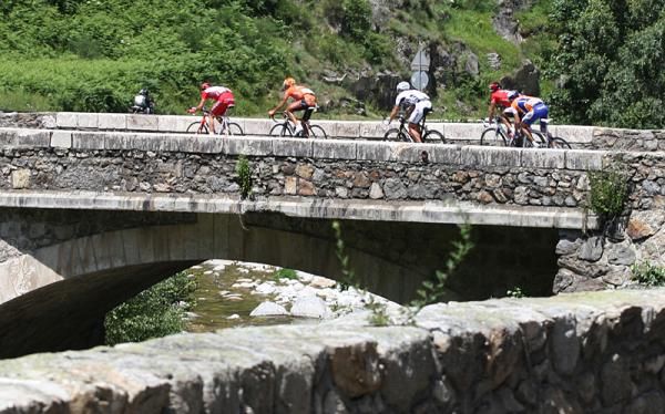 Escapees ride in Tour de France stage eight to Saint-Girons.