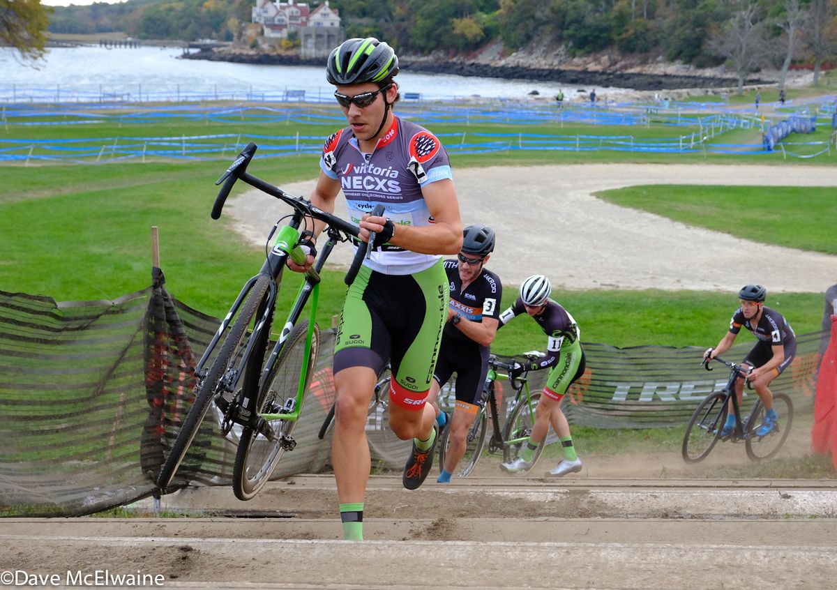 Curtis White (Cannondale-Cyclocrossworld.com) chasing Van Den Ham on the fourth lap