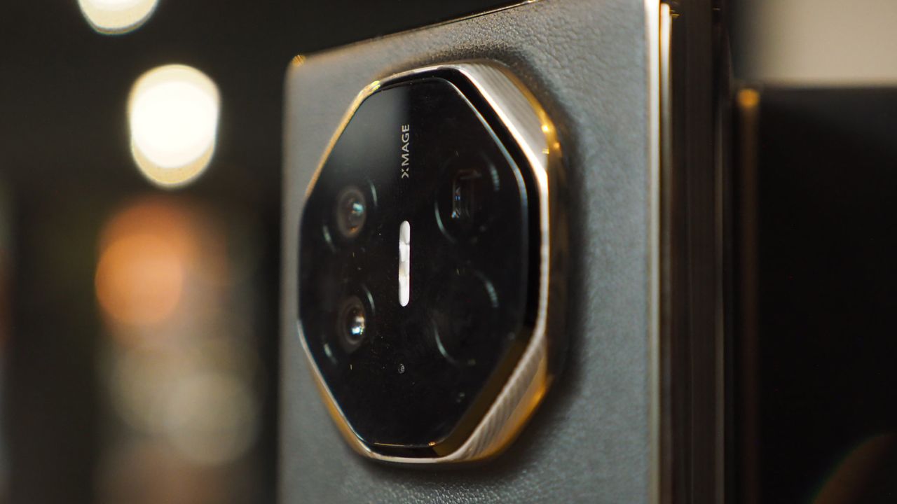 Huawei Mate XT review