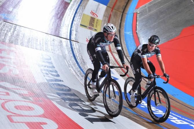 Iljo Keisse and Mark Cavendish training on the track