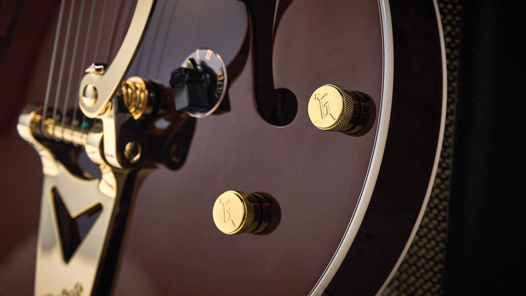 Gretsch Limited Edition Abbey Road RS201 Studiomatic: A tie-up between Abbey Road Studios and Gretsch featuring a recording-aimed circuit inspired by the studios&amp;rsquo; Rumble Filter