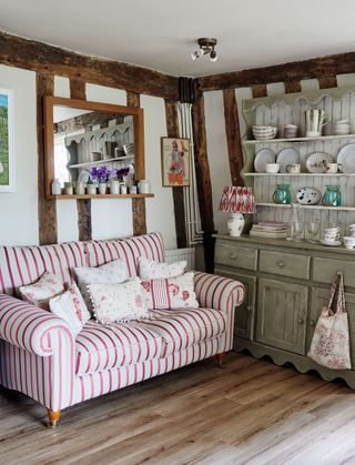 Lovatt thatched cottage snug corner dresser