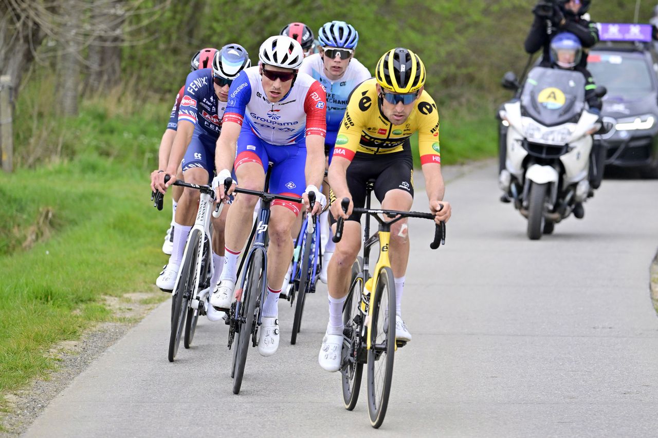 Dwars door Vlaanderen 2022 - 76th Edition - Roeselare - Waregem 183,7 km - 30/03/2022 - Tiesj Benoot (BEL - Team Jumbo - Visma) - photo Peter De Voecht/PN/SprintCyclingAgency&Acirc;&copy;2022