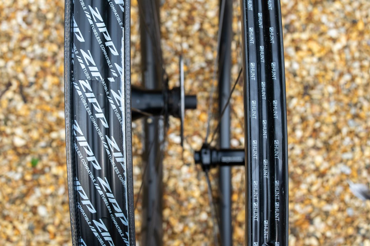 Zipp 303 XPLR SW wheels