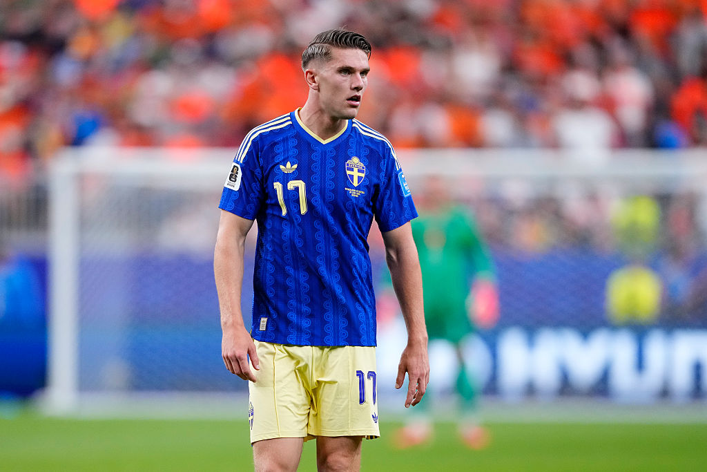 Viktor Gyokeres of Sweden looks on against the Netherlands