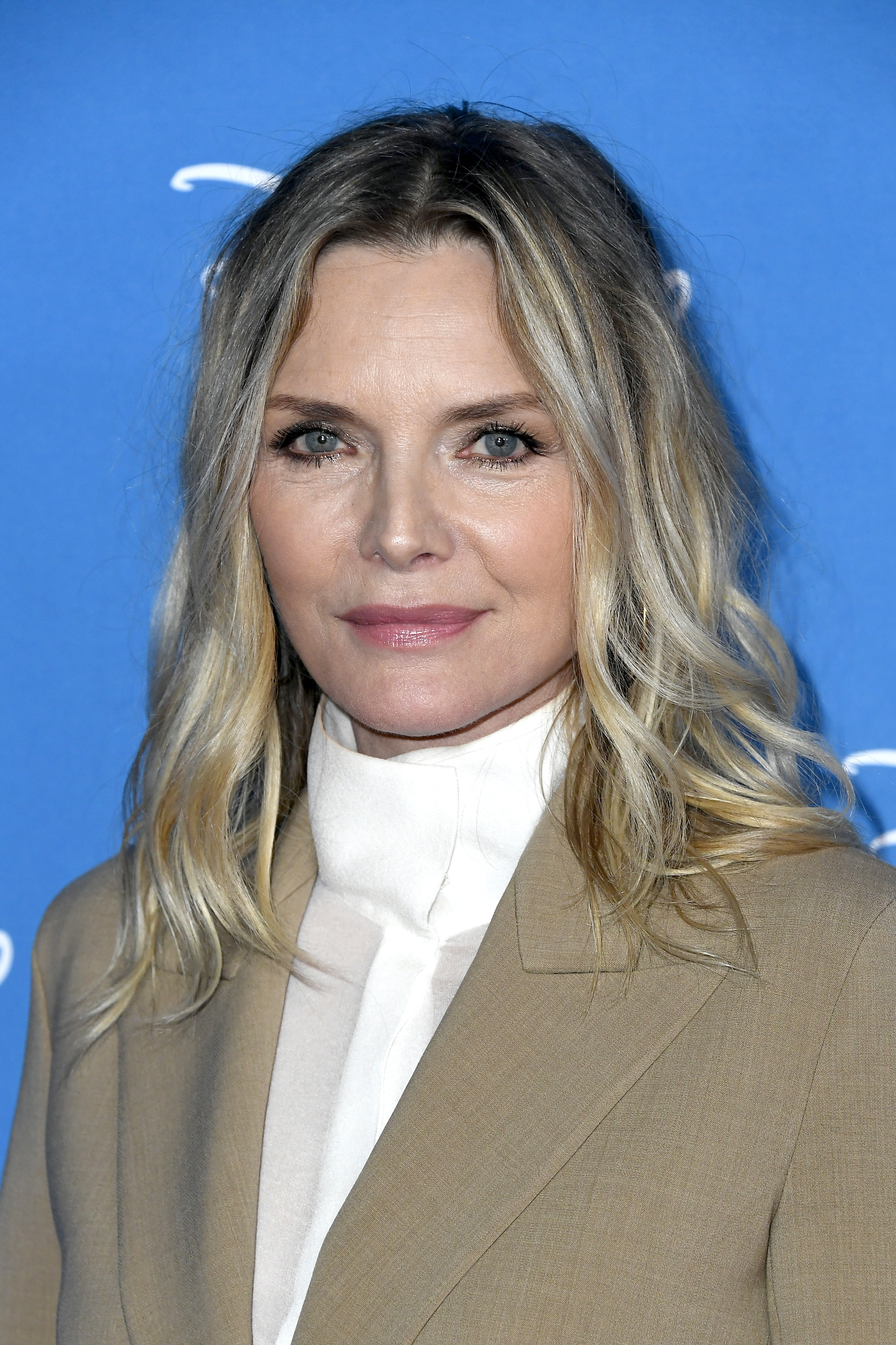 perfume - michelle pfeiffer