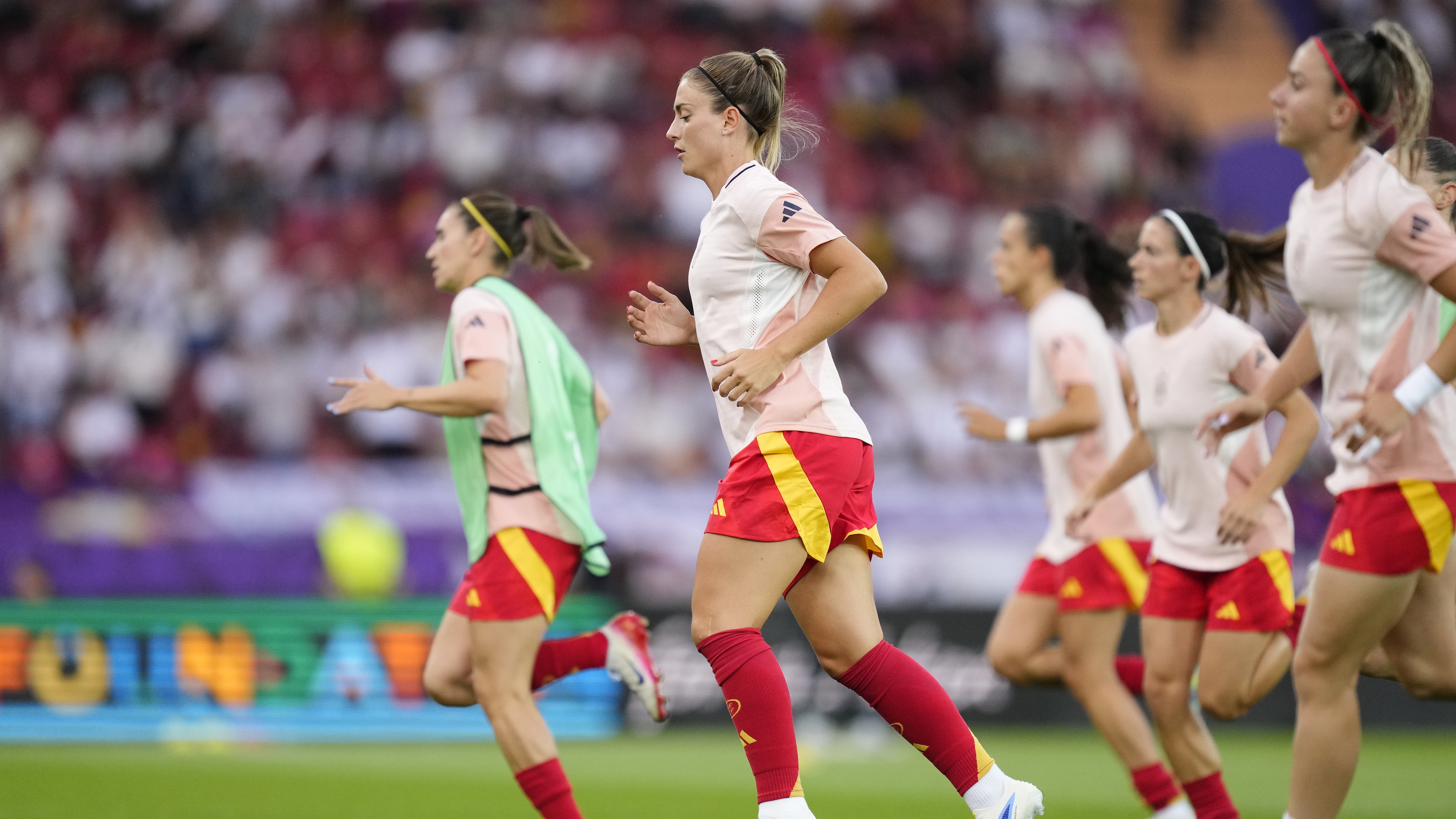 Alexia Putellas of Spain warming up ahead of their clash with Germany in the UEFA Women's Euros Semi-Finals match. 