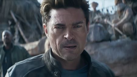 Close-up of Karl Urban's Johnny Cage in Mortal Kombat II