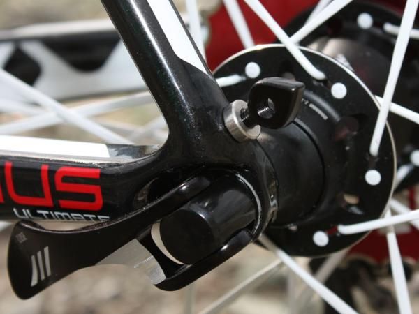 Simply unthread the plugs to provide a handy mounting point for the included rear fender mounts. Pacific Northwest riders, are you reading this?