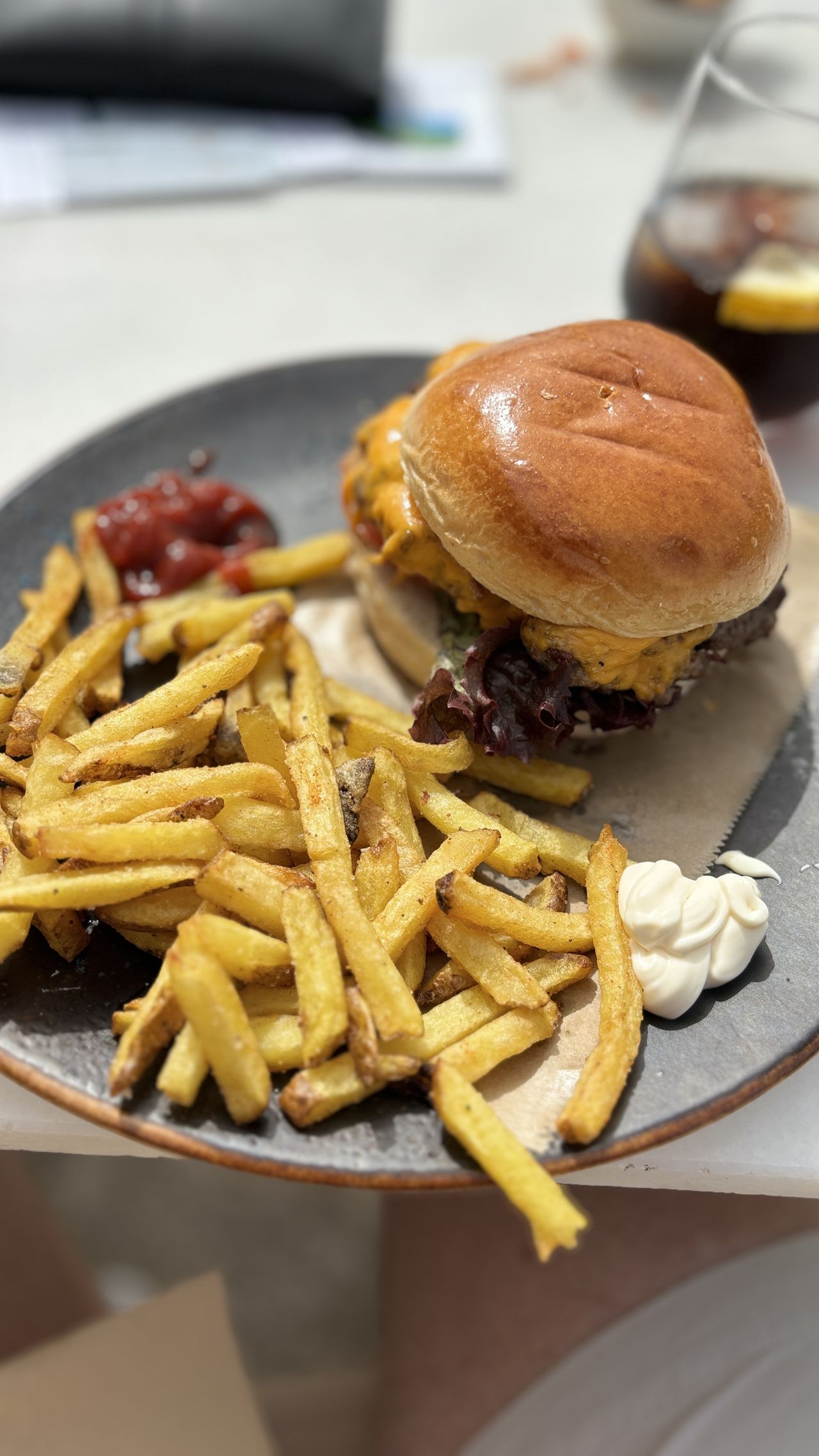 Pula Golf Burger