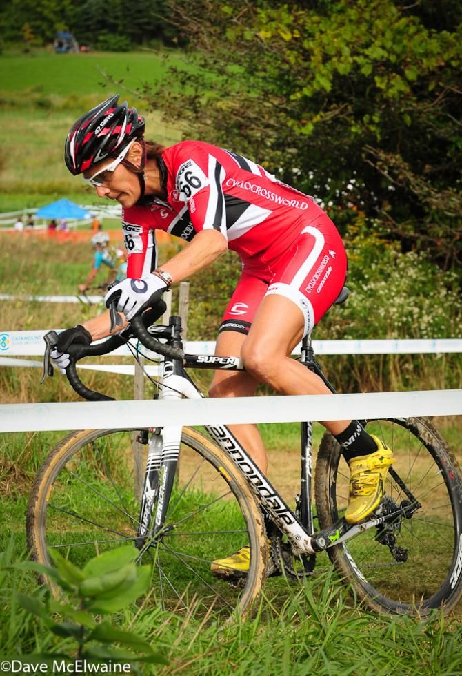 Lyne Bessette (Cyclocrossworld.com) moved up dramatically during the first few laps