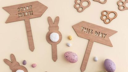 Easter egg hunt decor: Postbox Party Wooden Easter Egg Hunt