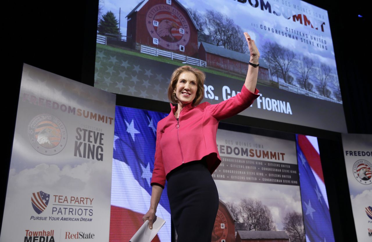 Fiorina makes her entrance. 