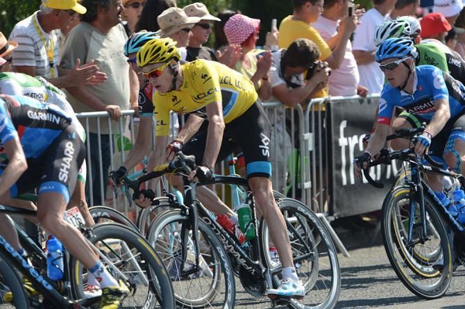 Chris Froome (Sky) in a chase group