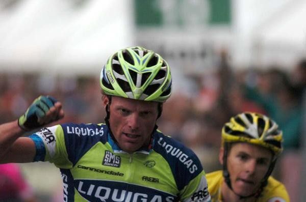 Danilo Di Luca (Liquigas) won the stage and took back the maglia rosa.