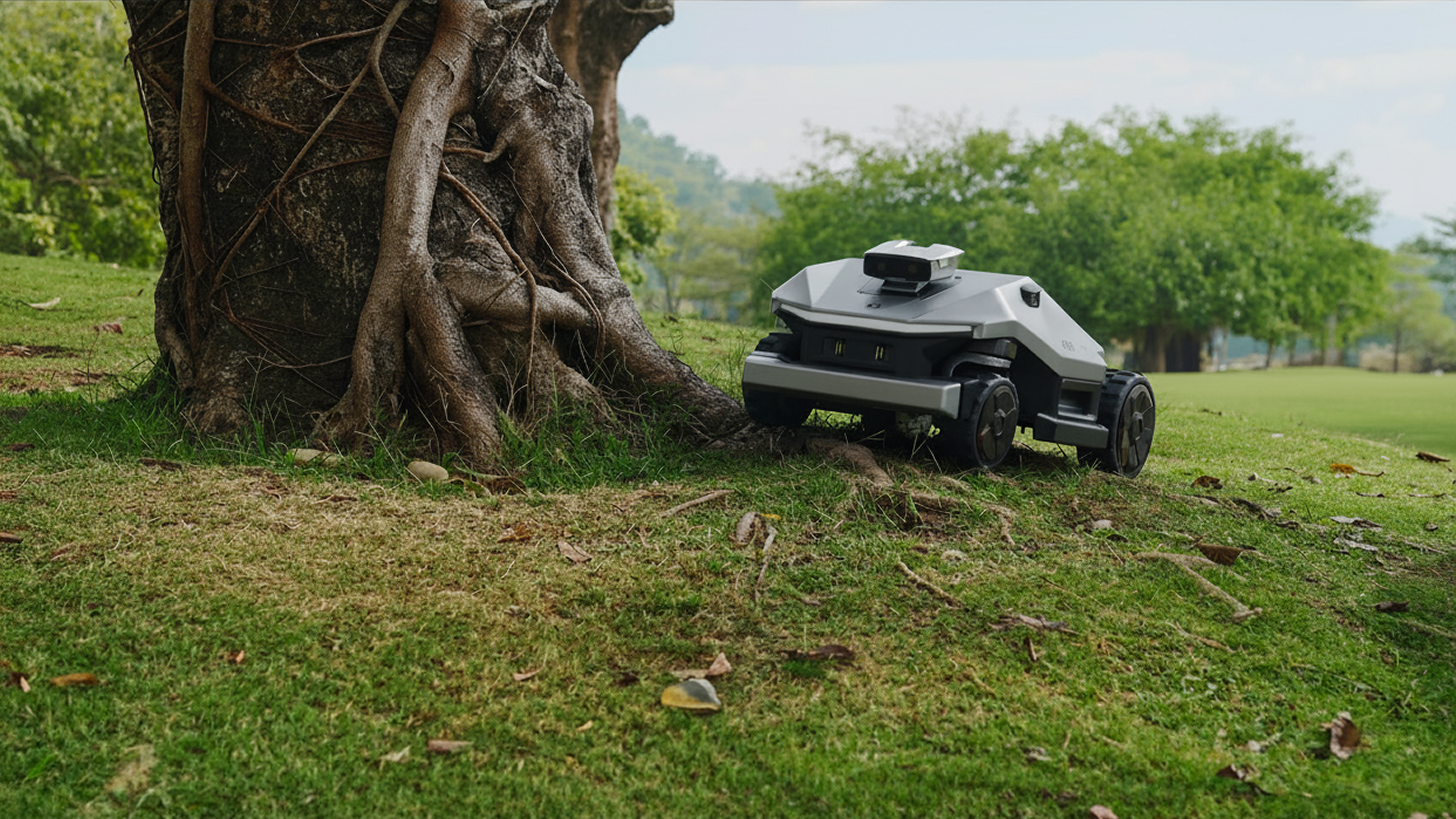 GOKO M6 robot lawn mower