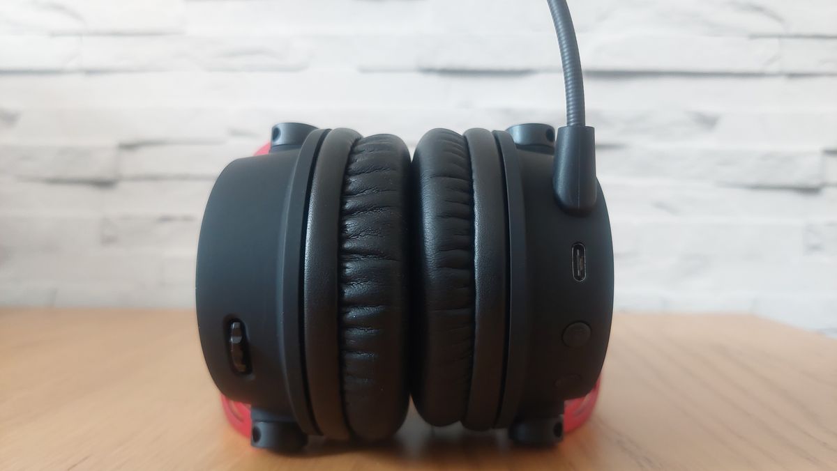 HyperX Cloud Alpha Wireless review