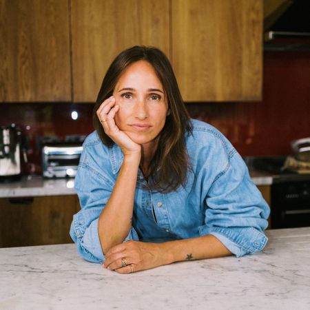 90's supermodel-turned-Nutritionist and Functional Medicine Practitioner Rosemary Ferguson